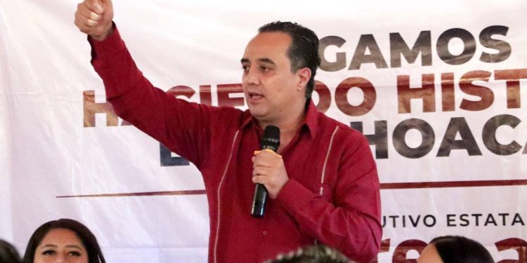 Organización de Morena en municipios de Michoacán será clave para continuar la transformación: JP Celis