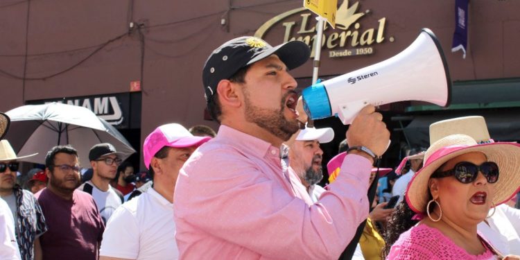 Reconoce Octavio Ocampo participación ciudadana en defensa de la democracia y las instituciones