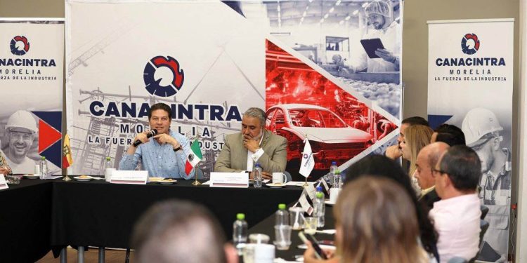 Llama Alfonso Martínez a cuidar el agua ante sequías