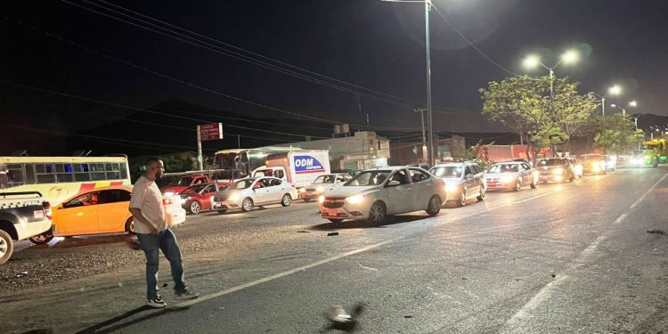 Atiende Policía Morelia accidente frente a Col. La Maestranza