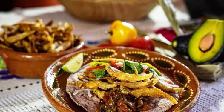 Cocineras tradicionales darán sabor a la K’uínchekua