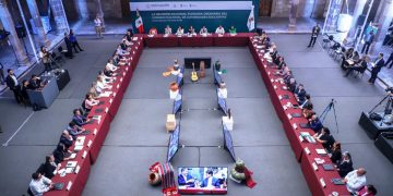 Michoacán, epicentro de diálogo educativo