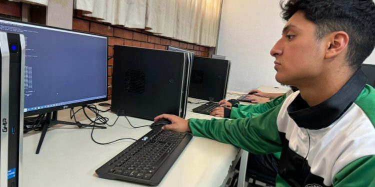 Conoce la oferta académica que ofrece el Conalep en Sahuayo