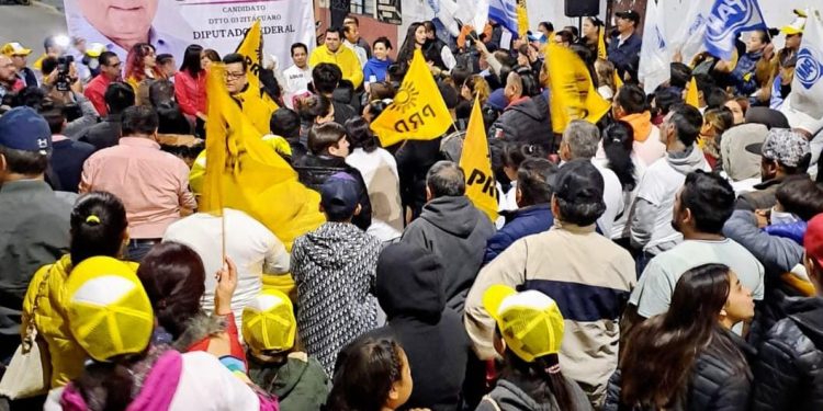 Silvano Aureoles inicia campaña rumbo a la diputación federal