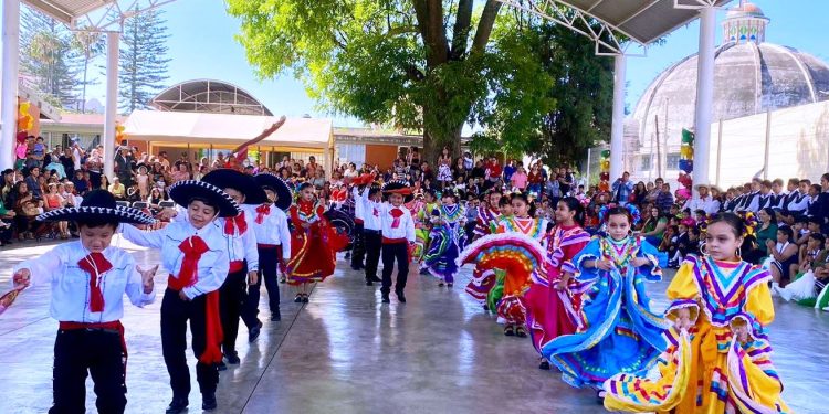 Primaria de Indaparapeo pone en alto a Michoacán