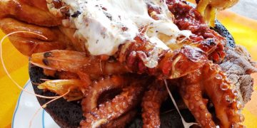 Pulpo, camarones o pescado; deléitate con estos manjares en las playas michoacanas