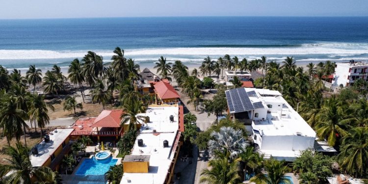 Michoacán tiene playas y albercas limpias para recibir al turista: SSM
