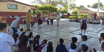 Escuelas reciben capacitación de primeros auxilios