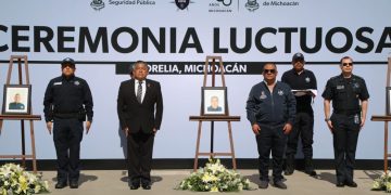 Homenajean a agentes de la Guardia Civil caídos en cumplimiento de su deber