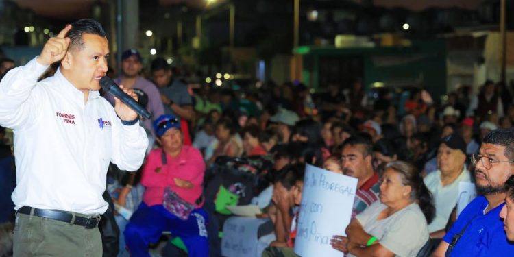 Habitantes de Villas del Pedregal no deben pagar la factura de la corrupción municipal: Torres Piña