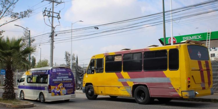 ¿Qué tan importante es el transporte público? Esto dice la pirámide de la movilidad