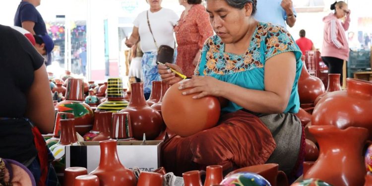 Más de mil 500 artesanos participarán en el Tianguis de Domingo de Ramos en Uruapan