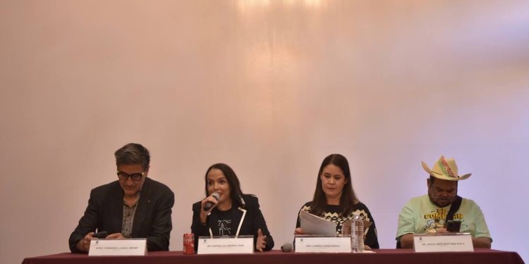 Prioritario redescubrir la historia de nuestro país y así, mejorar la forma de hacer política en Michoacán: Andrea Villanueva