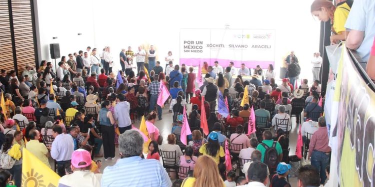 Nadie puede parar el triunfo de Araceli Saucedo y Silvano Aureoles