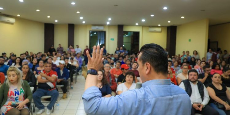 Coordina Torres Piña despliegue de estructuras morenistas en distritos 8 y 10 de Morelia