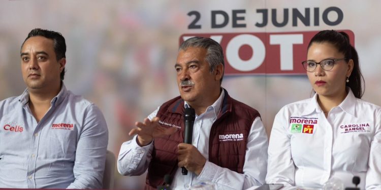 De la mano de Morón,  avanza obra del segundo piso de la 4T en Michoacán