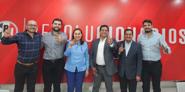 Nombra Xóchitl Gálvez a Edgar Blasio García, como coordinador de campaña en Michoacán