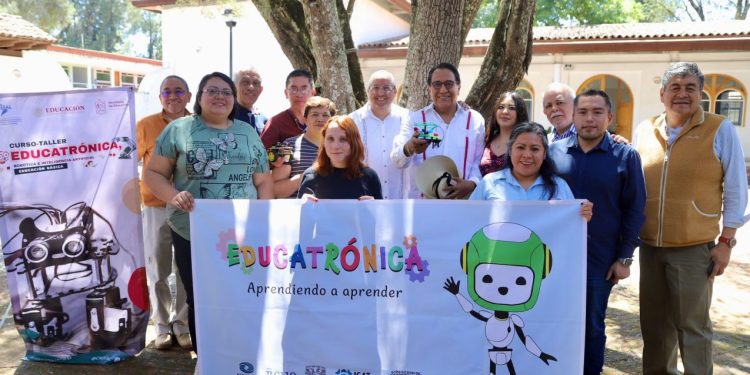 Concluye el Curso Taller de Educatrónica