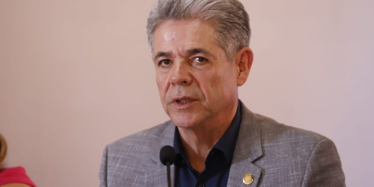 Urgen acciones efectivas que pongan fin a la violencia contra las mujeres: Hernández Peña