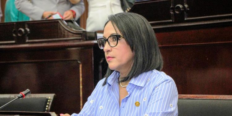 Pleno avala acuerdo de Lupita Díaz para garantizar funcionamiento de una ludoteca en el Congreso