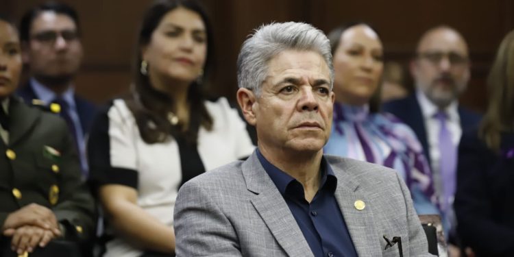 Política de Morena para la alinear gobiernos es ineficaz y perjudicial: Hernández Peña