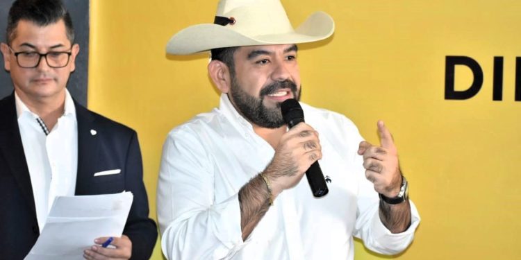 «Restableceremos el Seguro Popular en Hospitales Públicos para Garantizar Atención Médica Gratuita»: Paco Huacus