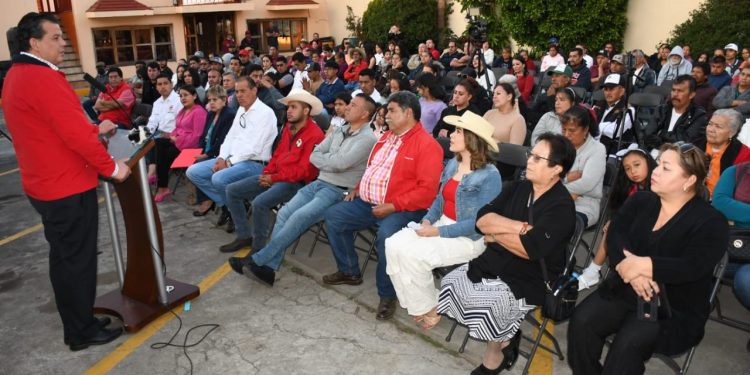 Recuperemos la honra de decir que somos orgullosamente mexicanos: Memo Valencia