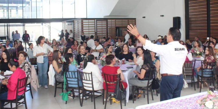 Creo en las mujeres y vamos a tener a Xóchitl como la primera presidenta: Silvano Aureoles