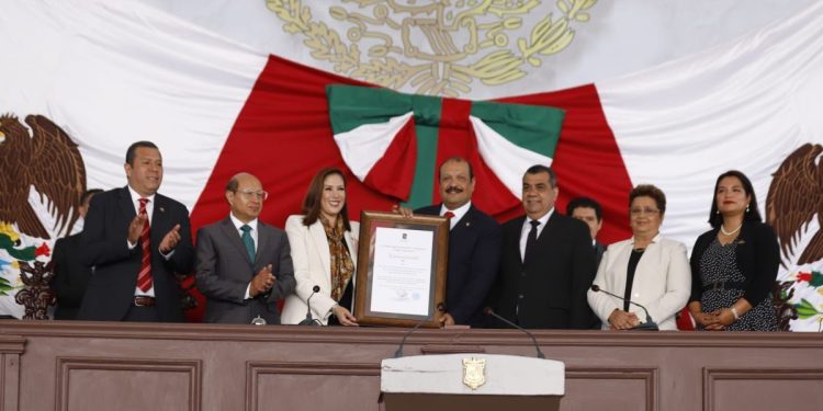 Honrar al Primer Tribunal de Justicia de América, defendiendo nuestras libertades: 75 Legislatura