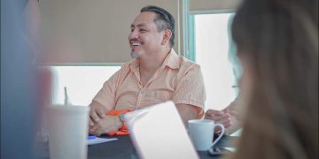 Hay que cerrar las brechas de desigualdad que se han generado en razón del género: Víctor Manríquez