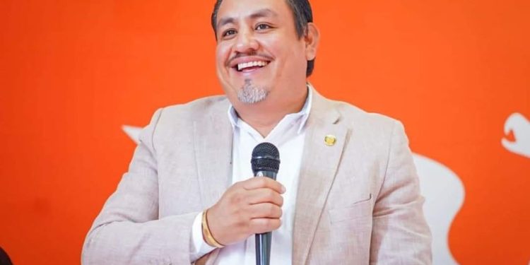 En México faltan condiciones para el pleno desarrollo de la juventud: Víctor Manríquez