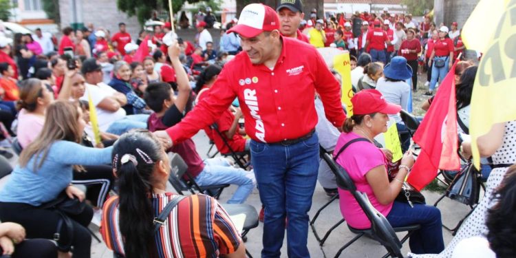 En 3 años logramos más que administraciones pasadas: Bladimir González