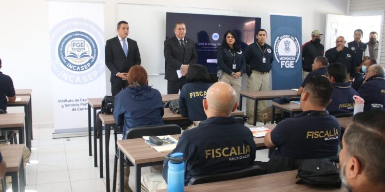 Capacita FGE a 520 Policías de Investigación con el curso “Competencias Básicas PDI”