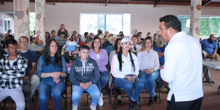 En Acuitzio PES da respaldo a Araceli Saucedo