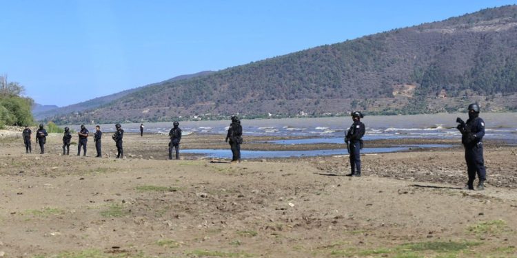 Operativos evitan “huachicol” de 600 mil litros de agua al día en lago de Pátzcuaro
