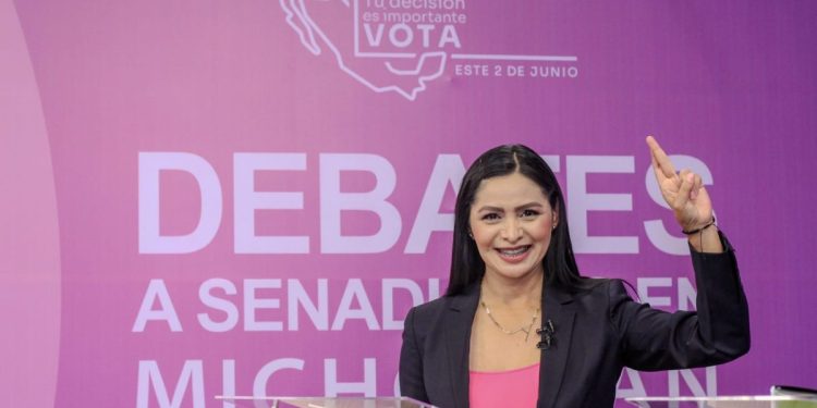 Es necesario poner freno a la militarización de México: Araceli Saucedo