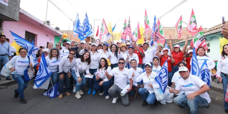 Póker de mujeres hará de Quiroga un municipio en desarrollo: Araceli Saucedo