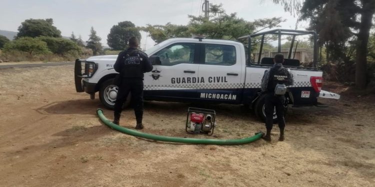 Aseguran en Erongarícuaro 2 bombas para huachicolear agua del lago de Pátzcuaro