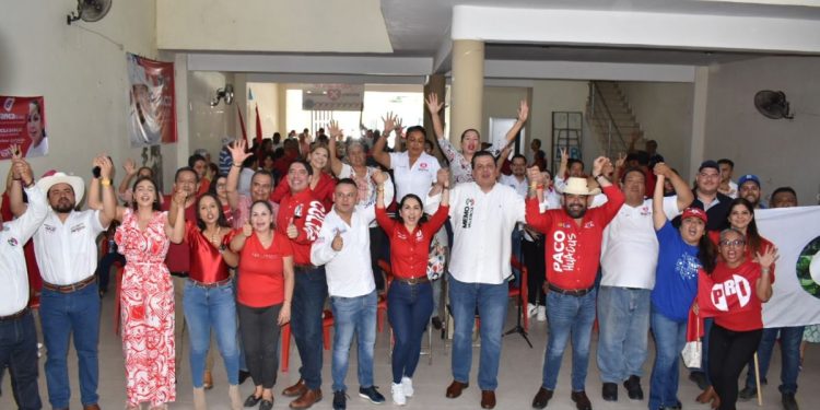 Presenta Reyes Galindo decálogo para el desarrollo del campo en la Tierra Caliente