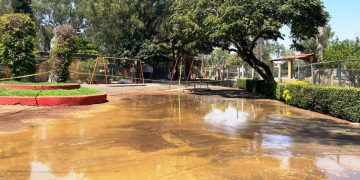 Descarga del OOAPAS inunda la parte norte del Zoo de Morelia; afectados, 50 ejemplares