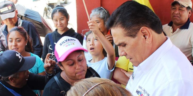 Desde el Congreso de la Unión, Silvano gestionará apoyos para infraestructura educativa