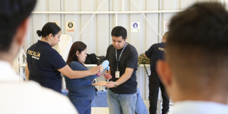 Estudiantes del Instituto de Ciencias y Estudios Superiores de Michoacán, visitan instalaciones de la Fiscalía General