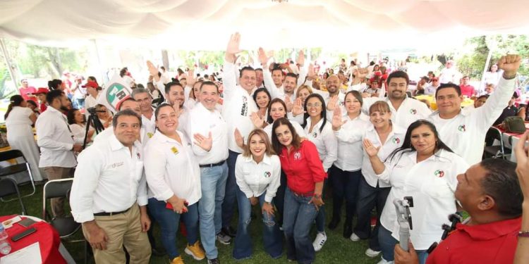 La unidad es nuestro camino, la fuerza nuestro corazón por eso vamos a ganar: Araceli Saucedo