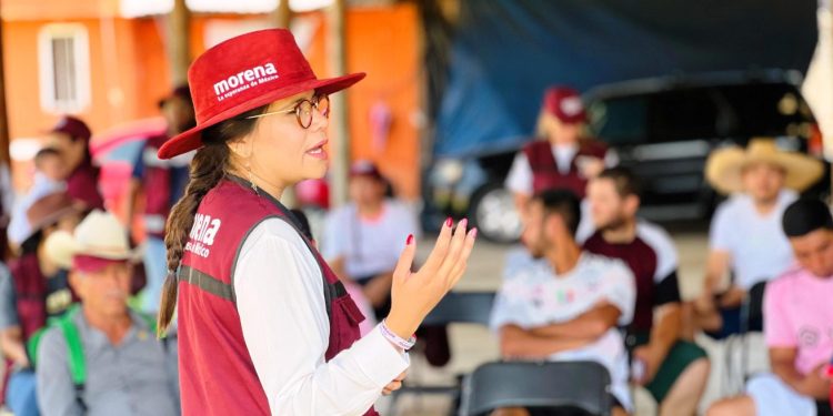 Fortalecimiento y sostenibilidad de actividades productivas en tenencias, compromiso de Carolina Rangel