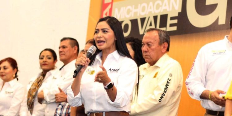 El domingo ¡vamos decididos a la fiesta cívica por el rescate nacional!: Araceli Saucedo