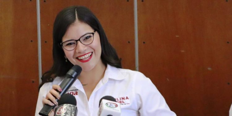 Fomento económico en coordinación con empresarios, propone Carolina Rangel a agremiados de Canaco Servytur