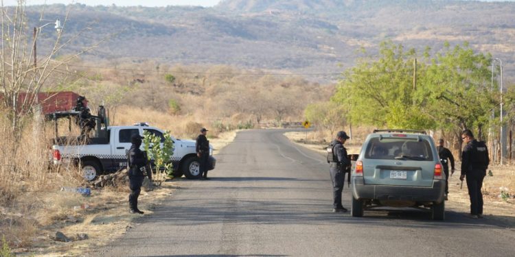 Guardia Civil incrementa operativos para garantizar el orden en Apatzingán