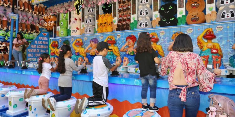 Regalan a niñas y niños momentos de emoción y diversión en el Festival de Origen