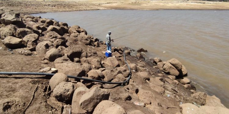 Guardia Civil inhabilita tomas ilegales de agua en Cointzio y Tzintzuntzan
