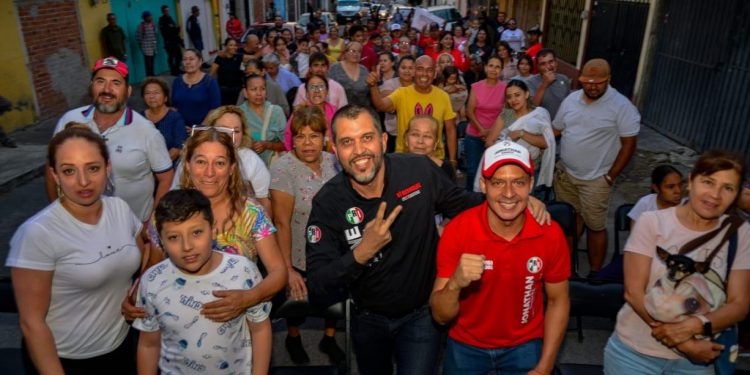 En la colonia Unión Ejidal Isaac Arriaga ya decidieron, porque saben que René Valencia, sí resuelve.